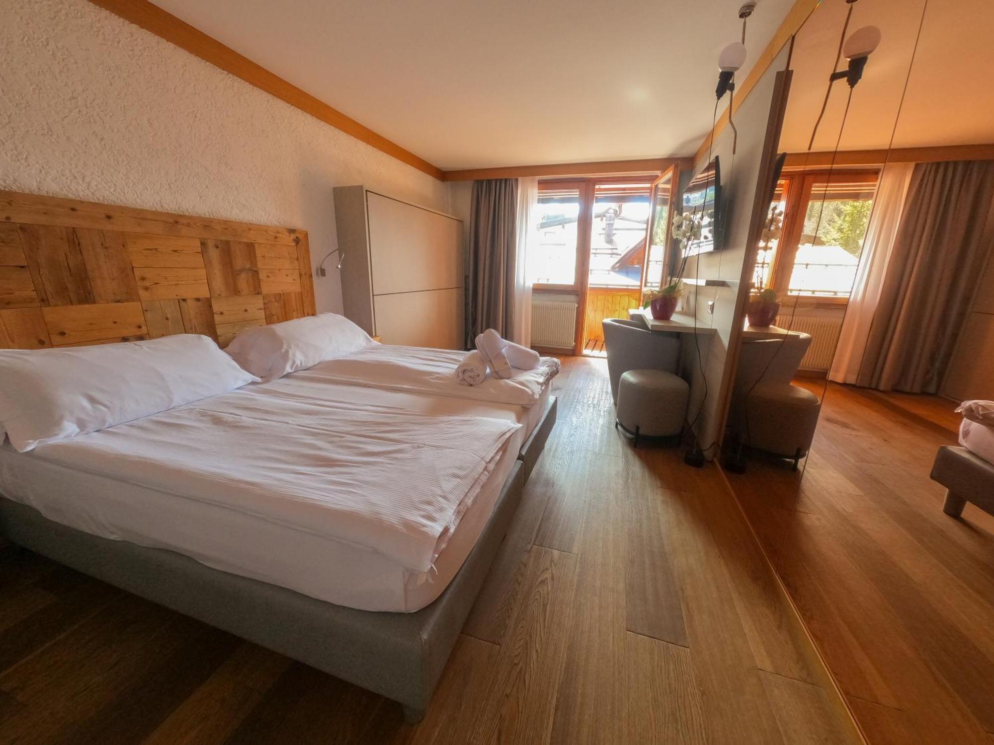 Style Hotel Grifone Madonna Esterno foto