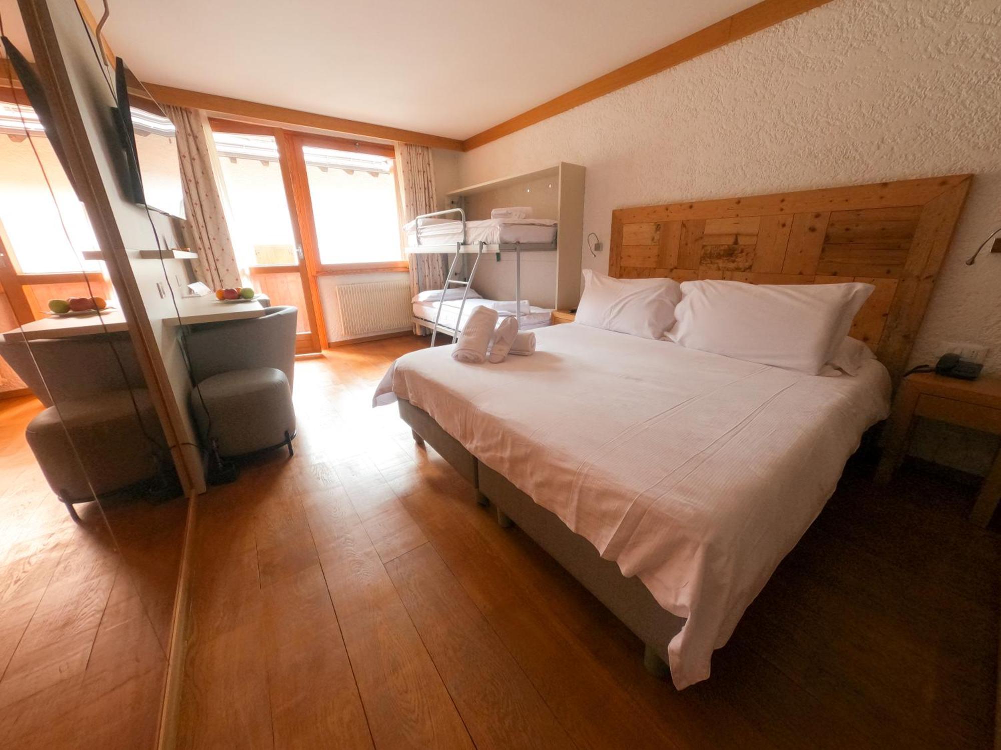 Style Hotel Grifone Madonna Esterno foto