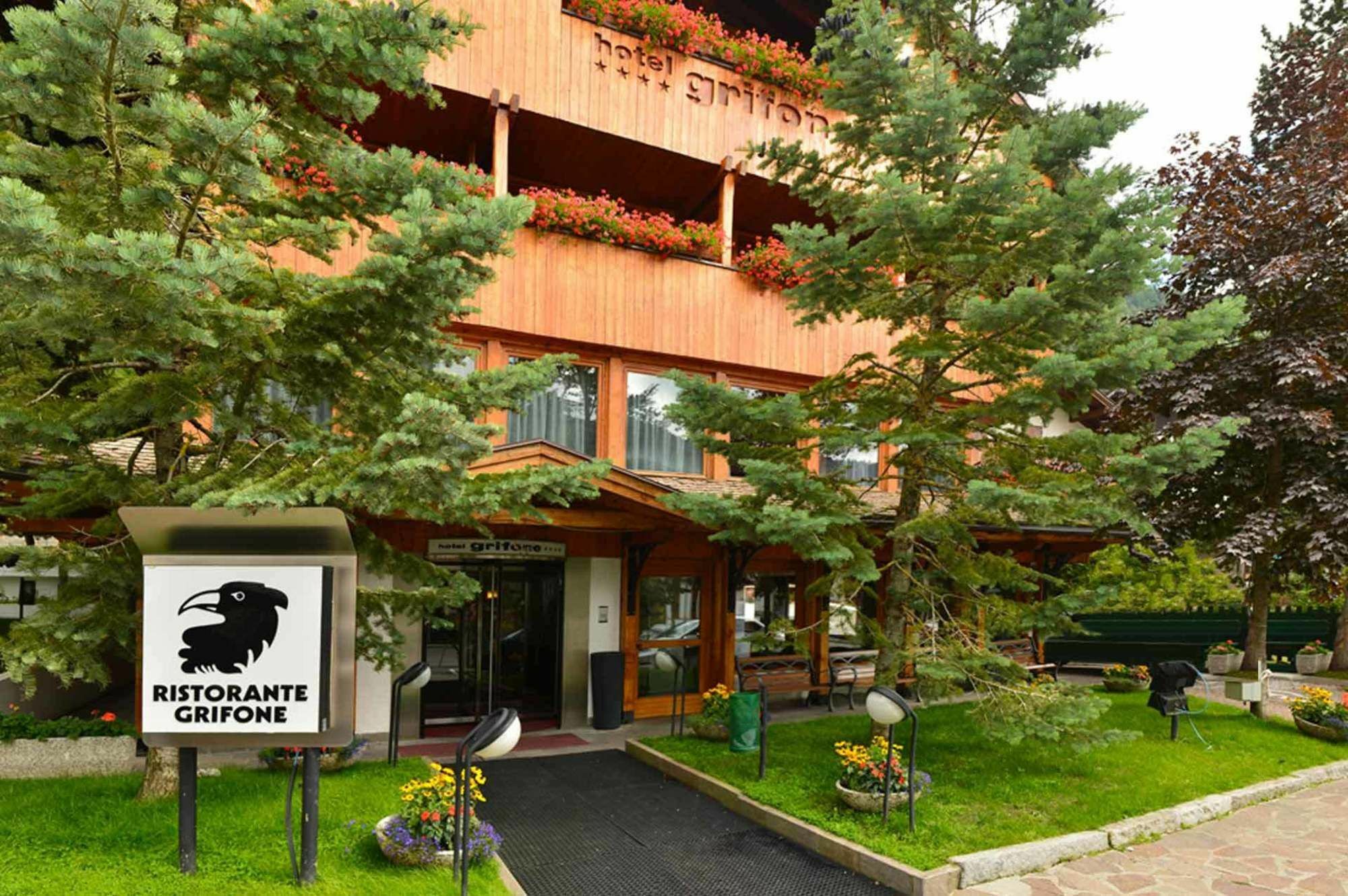 Style Hotel Grifone Madonna Esterno foto
